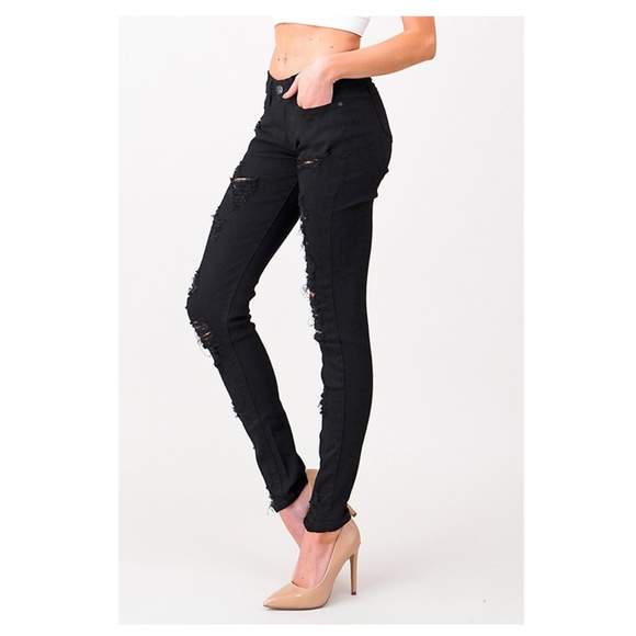 NWT  Black Denim Mid Rise Distressed Jean - Picture 3 of 7